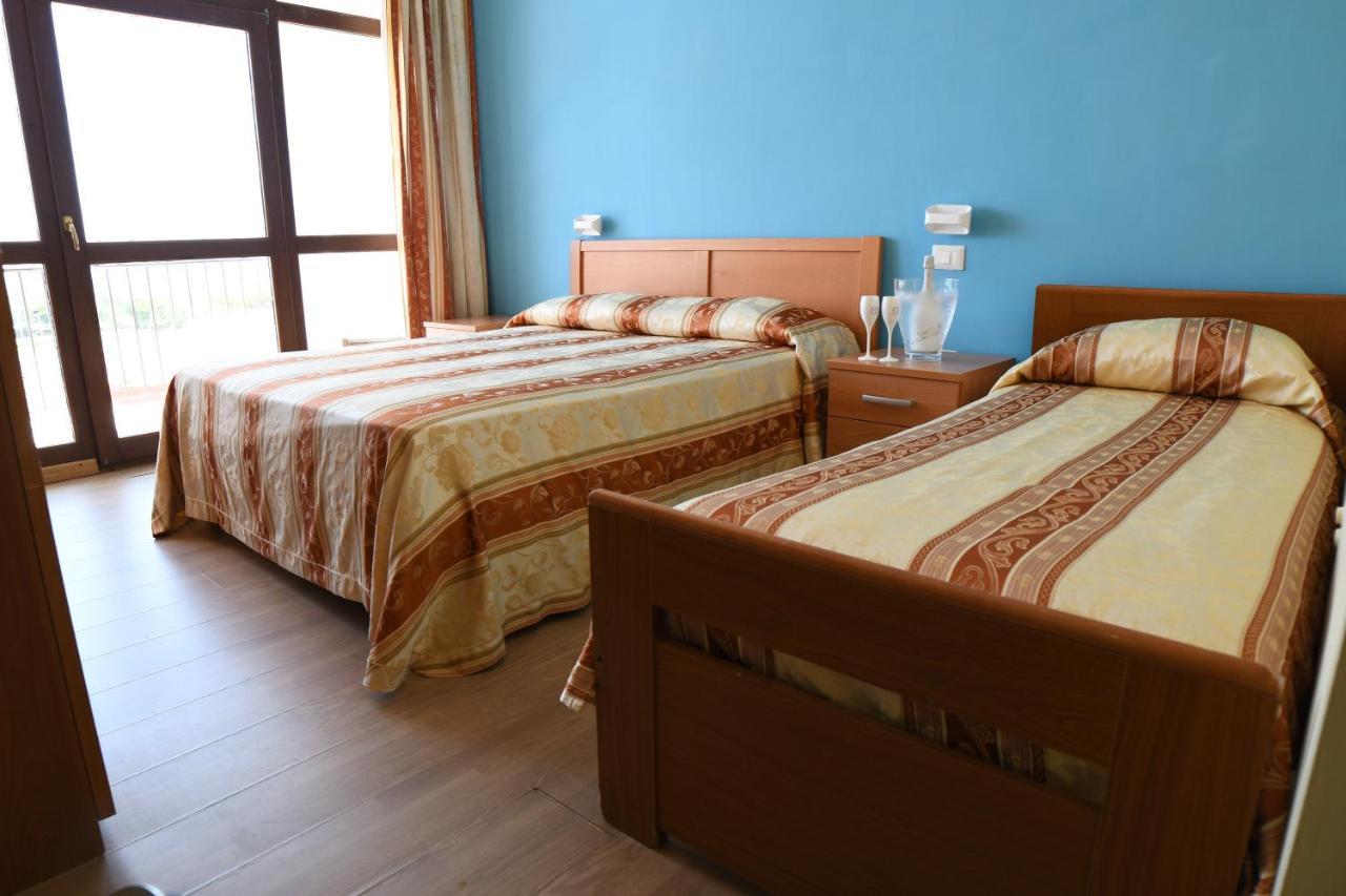 International Resort Mondragone Εξωτερικό φωτογραφία