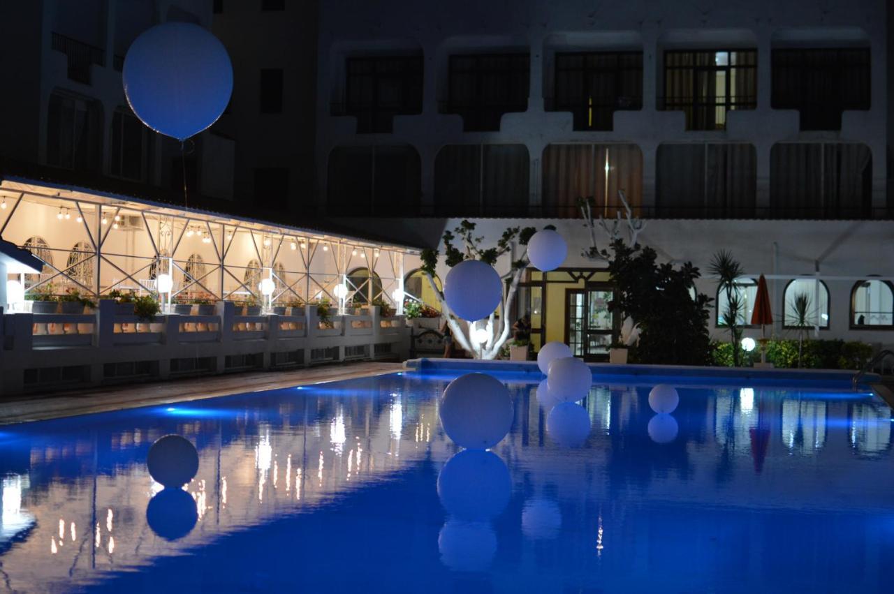 International Resort Mondragone Εξωτερικό φωτογραφία