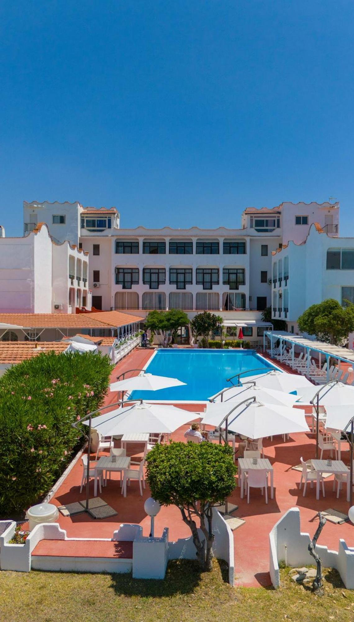 International Resort Mondragone Εξωτερικό φωτογραφία